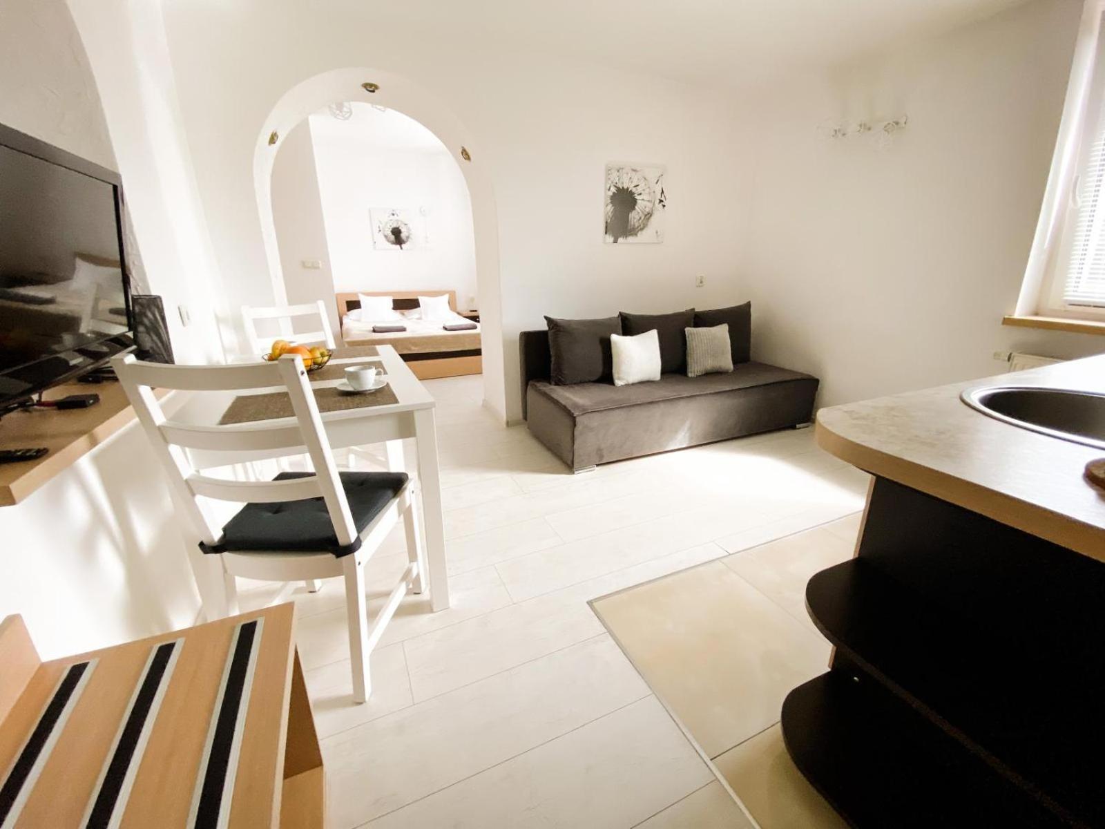 Skalny Apartamenty, Pokoje Ogrodzieniec Ngoại thất bức ảnh